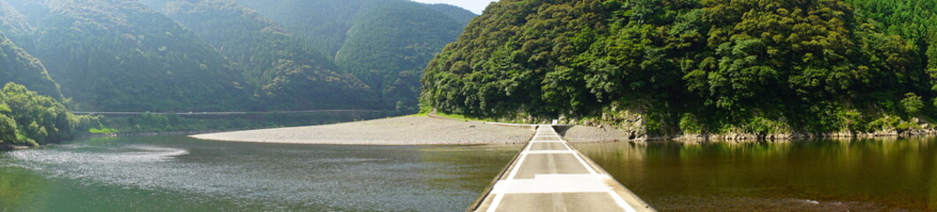 Panoramic view of Shimanto River Valley and Iwama Sinking bridge in Kochi, Shikoku, Japan - 日本 四国 高知 四万十川 岩間沈下橋 パノラマ	