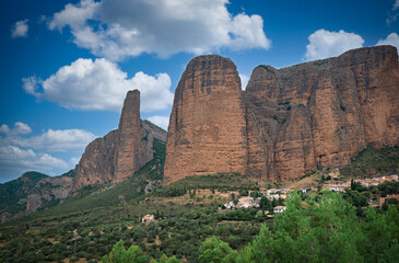Plakat Summer day in the Mallos of Riglos