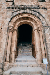 Fototapeta na wymiar Entrance to Loarre Castle in Huesca