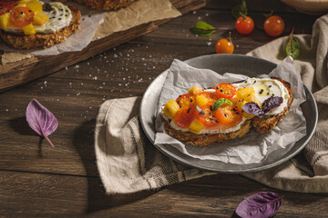 Italian bruschetta with roasted tomatoes