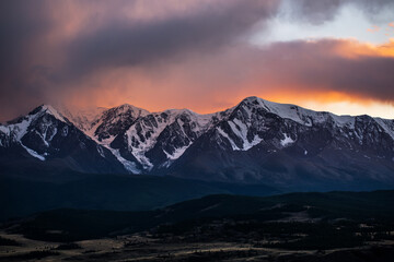 Fototapeta na wymiar Mountain landscape at sunset. Kosh-Agachsky district of the Altai Republic, Russia