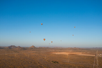 Adventure travel with hot air balloons in Phoenix, Arizona. 