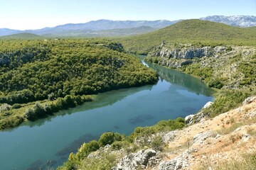 Fototapeta na wymiar Cetina river canyon and Nutjak fortress, landscape