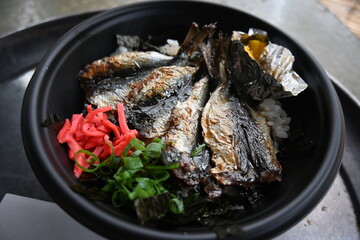 イワシ丼