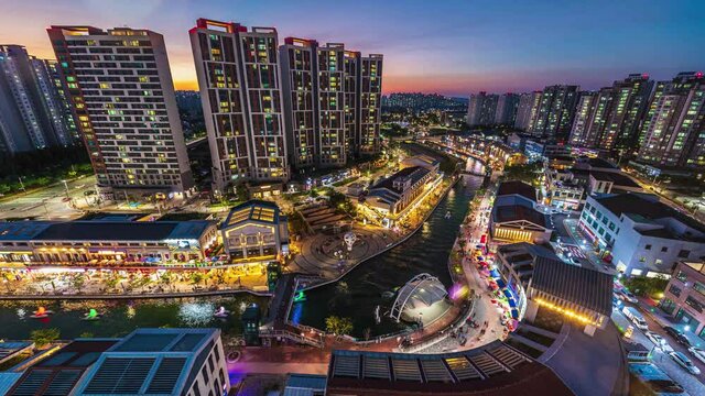 Venice is a newly built city of Gimpo. South Korea and is also a popular tourist destination. There is a boat to see the view in the canal in the heart of the city.Time lapse 4k