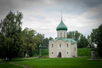 Travel to the city of Pereslavl-Zalessky, monasteries, temples, nature