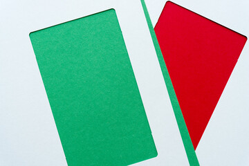 green and red paper