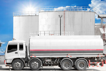 Tanker truck for transport fuel in industrial petroleum plant