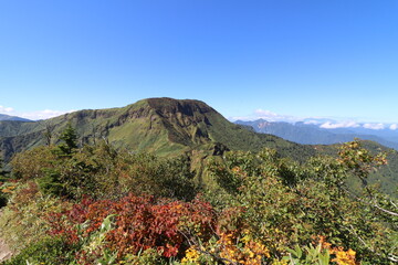 新潟県湯沢の苗場山の登山