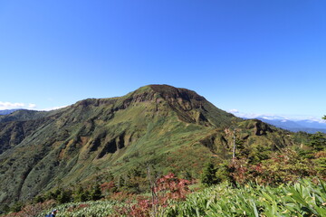 新潟県湯沢の苗場山の登山