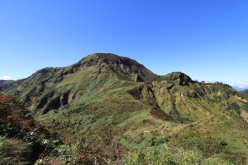 新潟県湯沢の苗場山の登山