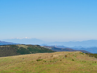 9月（秋） 車山高原の遊歩道上から殿城分岐方面を望む 長野県茅野市