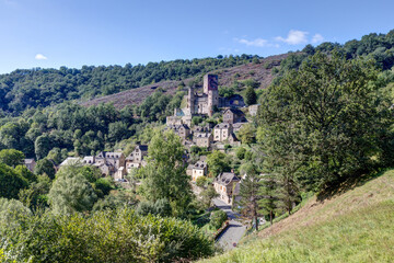 Belcastel - village dans le département de l'Aveyron en région Occitanie