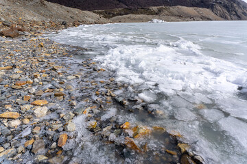 Trekking around Mount Fitz Roy in Los Glaciares National Park