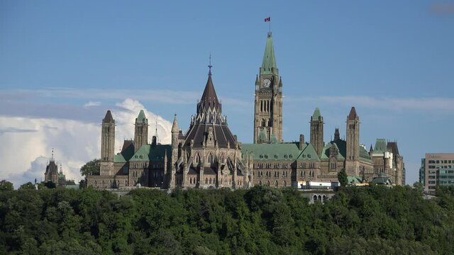canadas parliament buildings