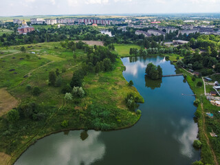 Obraz premium Lake and panorama of Noviy Rozdil aerial