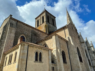 Eglise Saint-Laurent à Parthenay-Gâtine