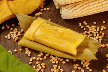 Pamonha comida tipica do brasil feita de milho