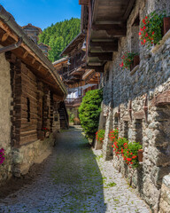 Fototapeta na wymiar Idyllic sight in the beautiful village of Antagnod in the Ayas Valley, Aosta Valley, Italy.