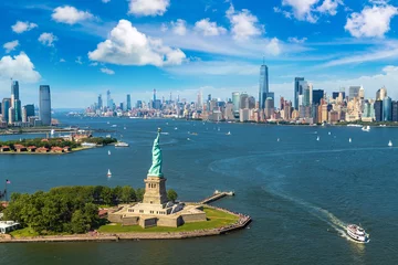 Fototapeten Statue of Liberty n New York © Sergii Figurnyi