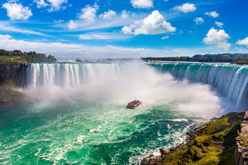Obraz na płótnie Canvas Niagara Falls, Horseshoe Falls