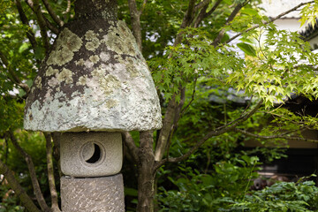 石灯篭 日本庭園