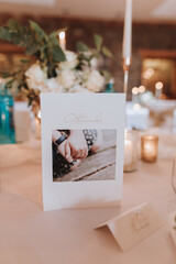 Obraz na płótnie Canvas Gedeckter Tisch am Hochzeitstag 
