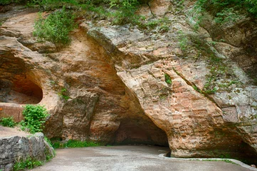 Foto op Plexiglas Gutmanis cave is an ancient landmark in Latvia © Fyle
