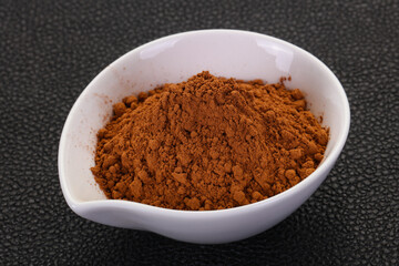 Cocoa powder in the bowl