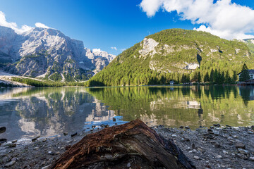 Pragser Wildsee or Lago di Braies (Lake Braies), and Mountain peak of Croda del Becco or Seekofel, Dolomites, Fanes-Senes-Braies nature park, South Tyrol, Trentino-Alto Adige, Bolzano, Italy, Europe.