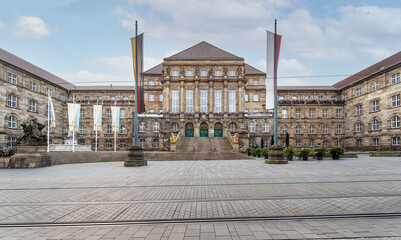 Panorama Frontalblick auf das Kasseler Rathaus	