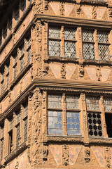 Straßburger Fachwerkjuwel; Detail am Haus Kammerzell im Herzen der Stadt