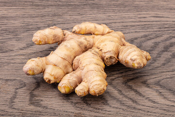 Natural organic raw ginger root
