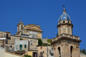Some photos from the beautiful city of Ragusa Ibla, or Old Ragusa, pearl of the Val di Noto, in the south-east part of Sicily, taken during a trip in the summer of 2021.