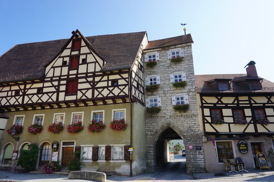 historisches Stadttor von Berching im Altm&uuml;hltal
