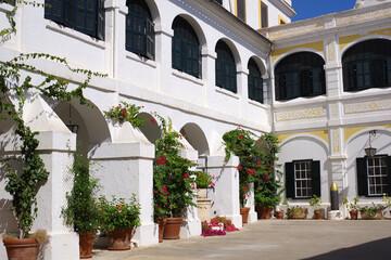 Fototapeta premium Patio espagnol sous le soleil