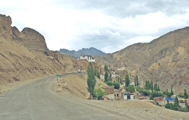 lamayuru monastery jammu and kashmir