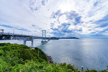 鳴門海峡大橋　渦潮　【 関西 の 人気 観光 スポット 】
