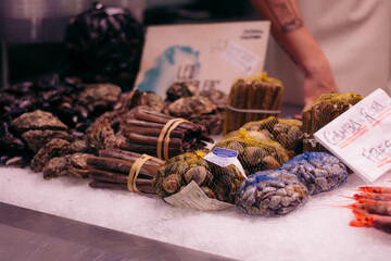 seafod on the ice in the market