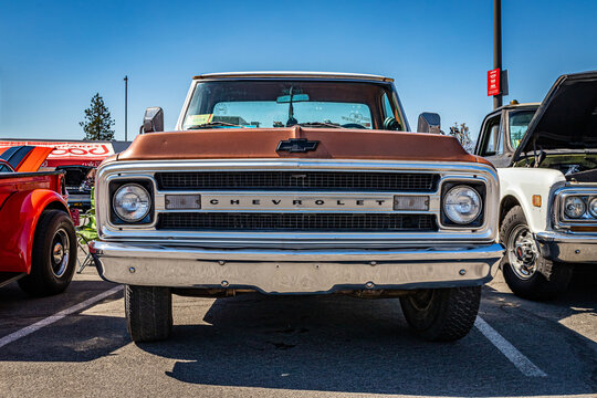 1970 Chevrolet C20 Custom Pickup Truck
