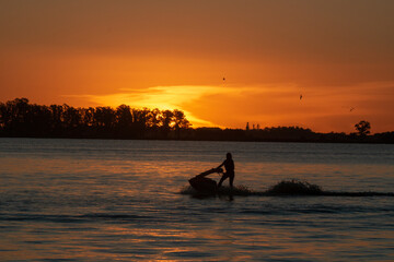 Fototapeta na wymiar sunset lagoon