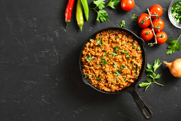 Keema curry in frying pan