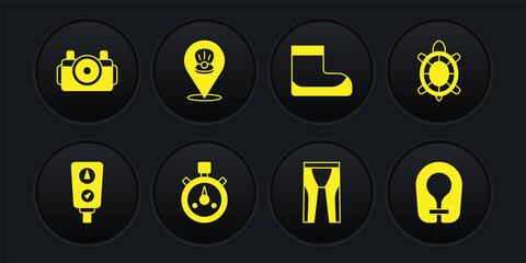 Set Gauge scale, Turtle, Stopwatch, Wetsuit for scuba diving, Boots, Scallop sea shell, Life jacket and Photo camera diver icon. Vector