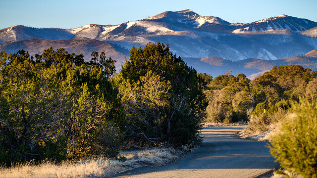 The road into the mountains