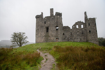 Fototapeta na wymiar View of Kilchurn castle in Scotland, UK