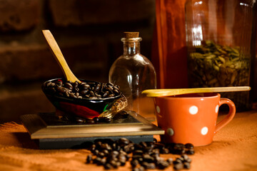 Obraz na płótnie Canvas coffee, food, seeds, natural, nature, organic coffee, medicine, wellness, earthy smell, coffee,