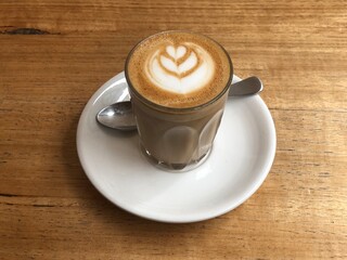 ラテアート　カフェのカフェラテ