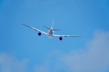 airplane in flight