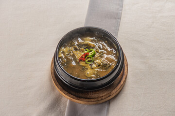 오랜 시간 끓여내 맛있는 국물 요리