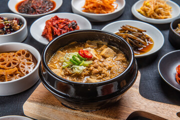 오랜 시간 끓여 맛있는 국물 요리